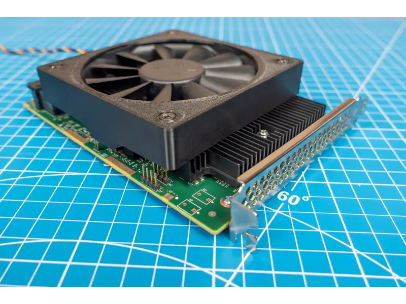 Cooling Shroud Kit for a LSI 9300-16i