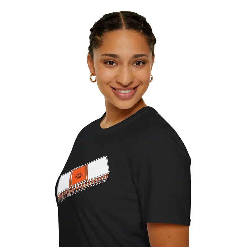 MOS 6502 CPU Microprocessor Chip T-Shirt | Retro Computing Apple I Vintage Elect