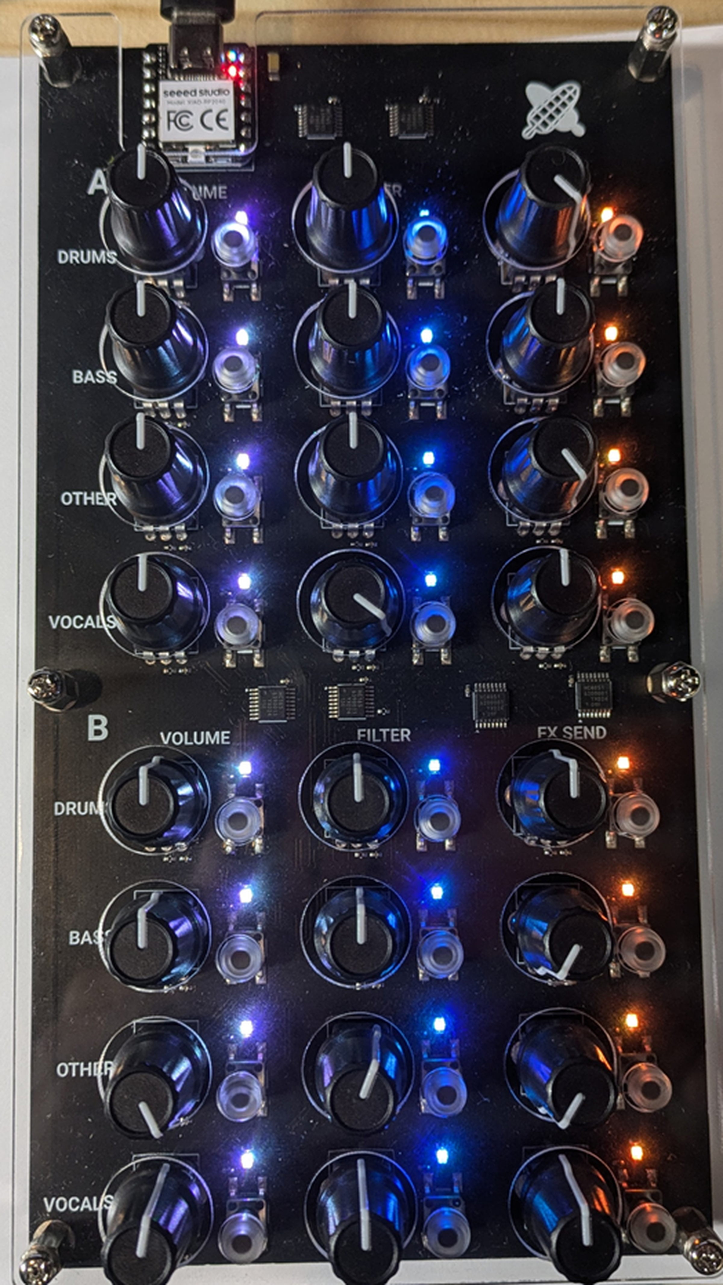 Stems MIDI: DJ Controller for Traktor kit