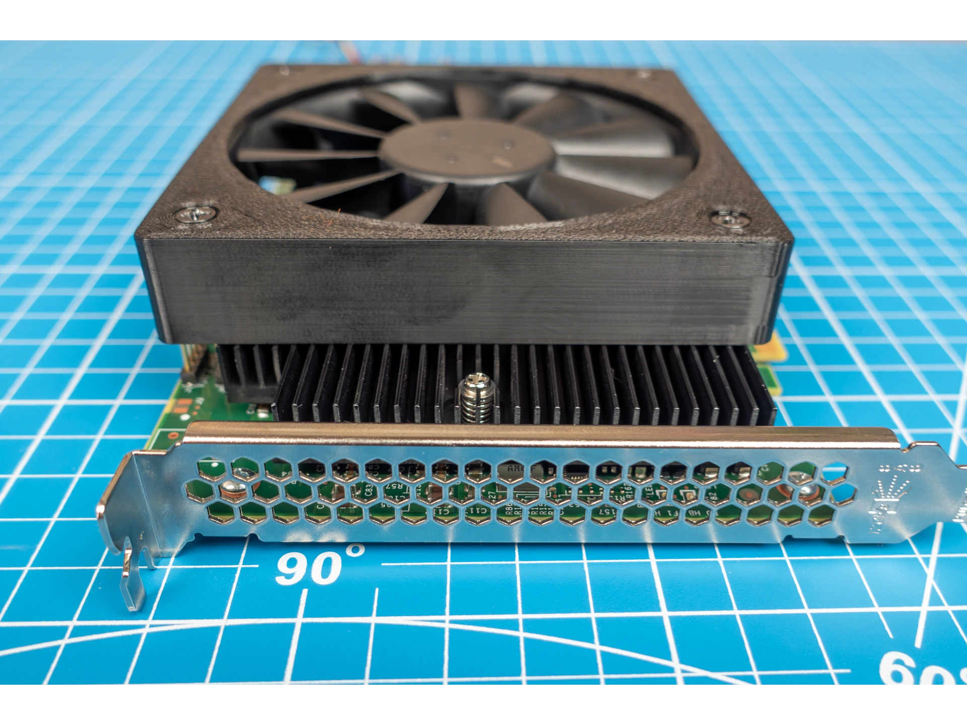 Cooling Shroud Kit for a LSI 9300-16i
