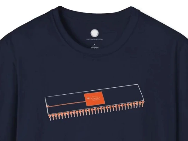 Motorola 68000 Retro Computing T-Shirt