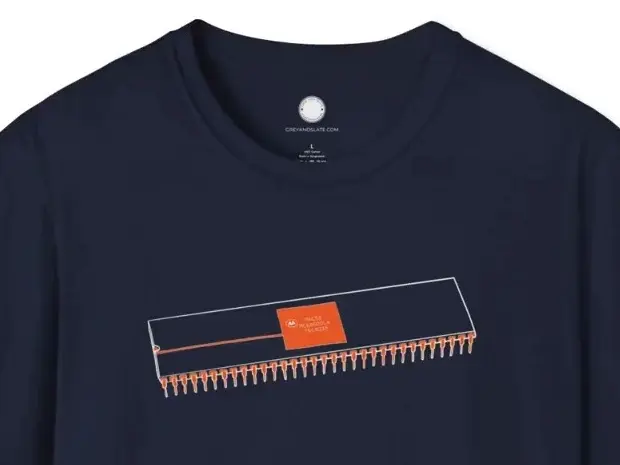 Motorola 68000 Retro Computing T-Shirt