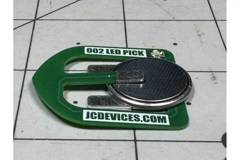 Lightstrum Light-Up Guitar Pick