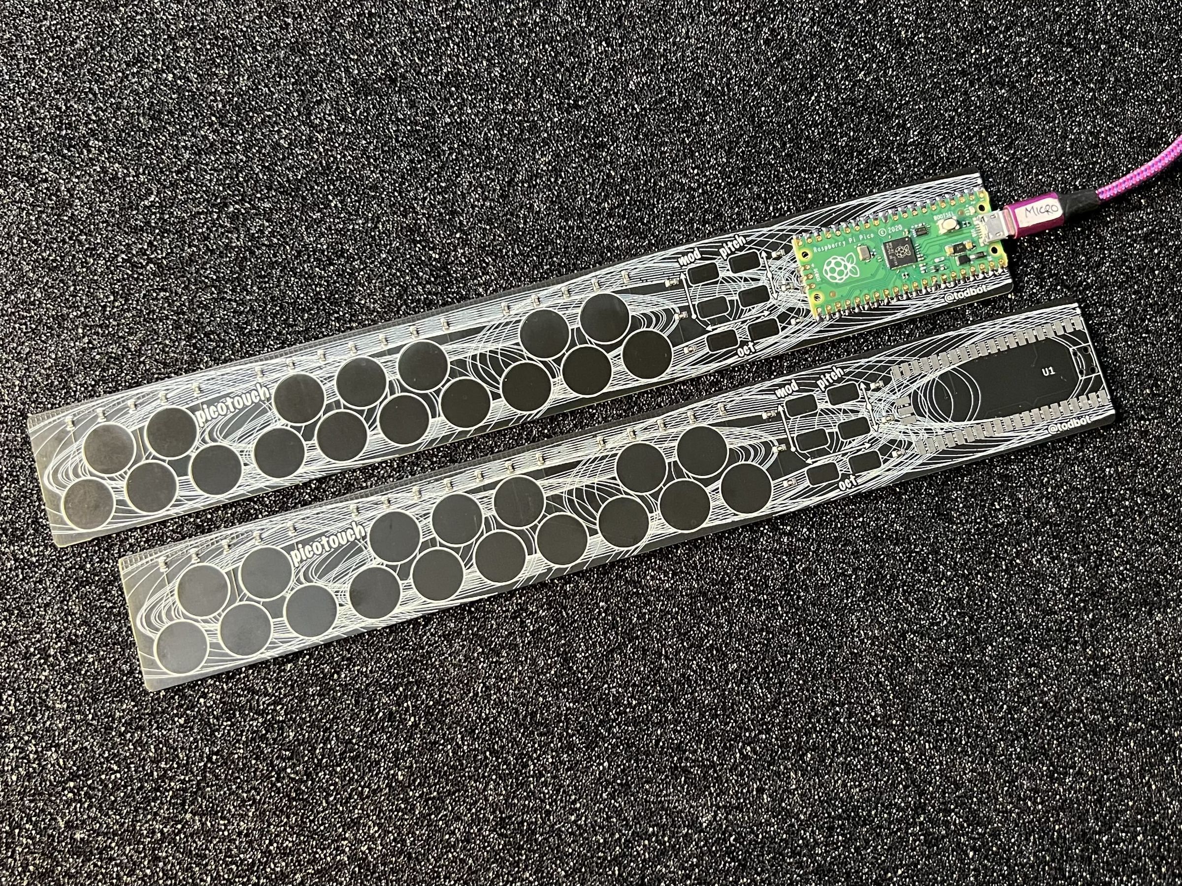PicoTouch - Capsense MIDI keyboard for RasPi Pico